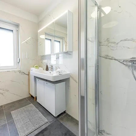 Touch Upon Metropolis By Jr *