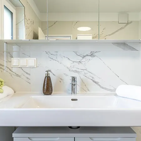 בית אירוח Touch Upon Metropolis By Jr גרסדורף ביי וין