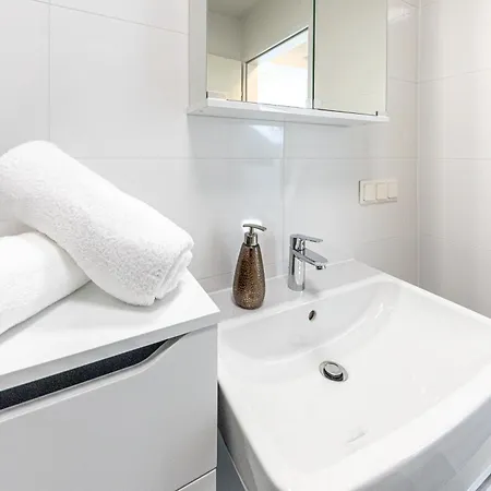 בית אירוח Touch Upon Metropolis By Jr