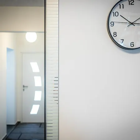 Touch Upon Metropolis By Jr בית אירוח גרסדורף ביי וין