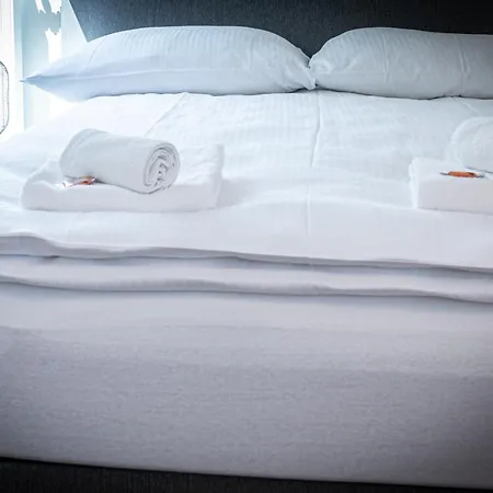 בית אירוח Touch Upon Metropolis By Jr