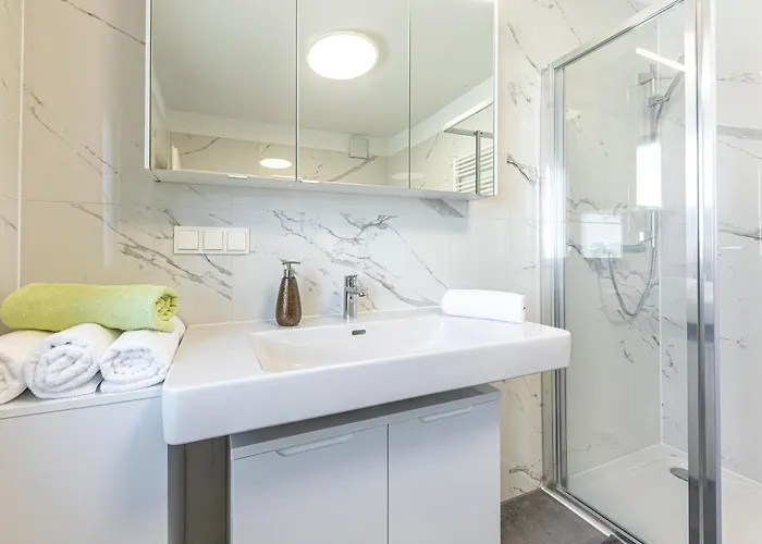 Touch Upon Metropolis By Jr * Gerasdorf bei Wien